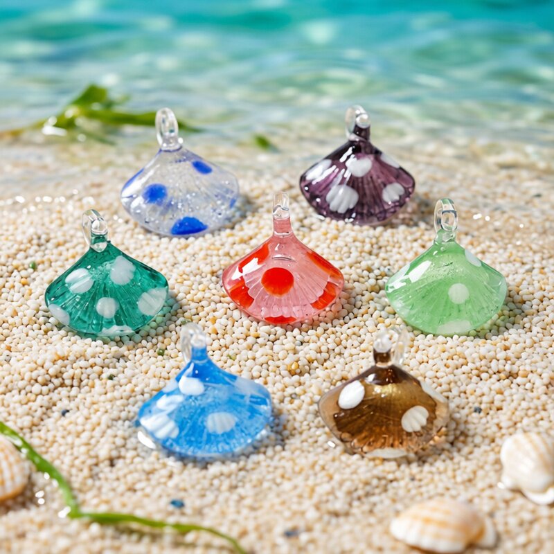 カラフルなミニ貝殻チャームガラスペンダントかわいい海洋生物の - Marine Aquarium Europe のレビューと価格